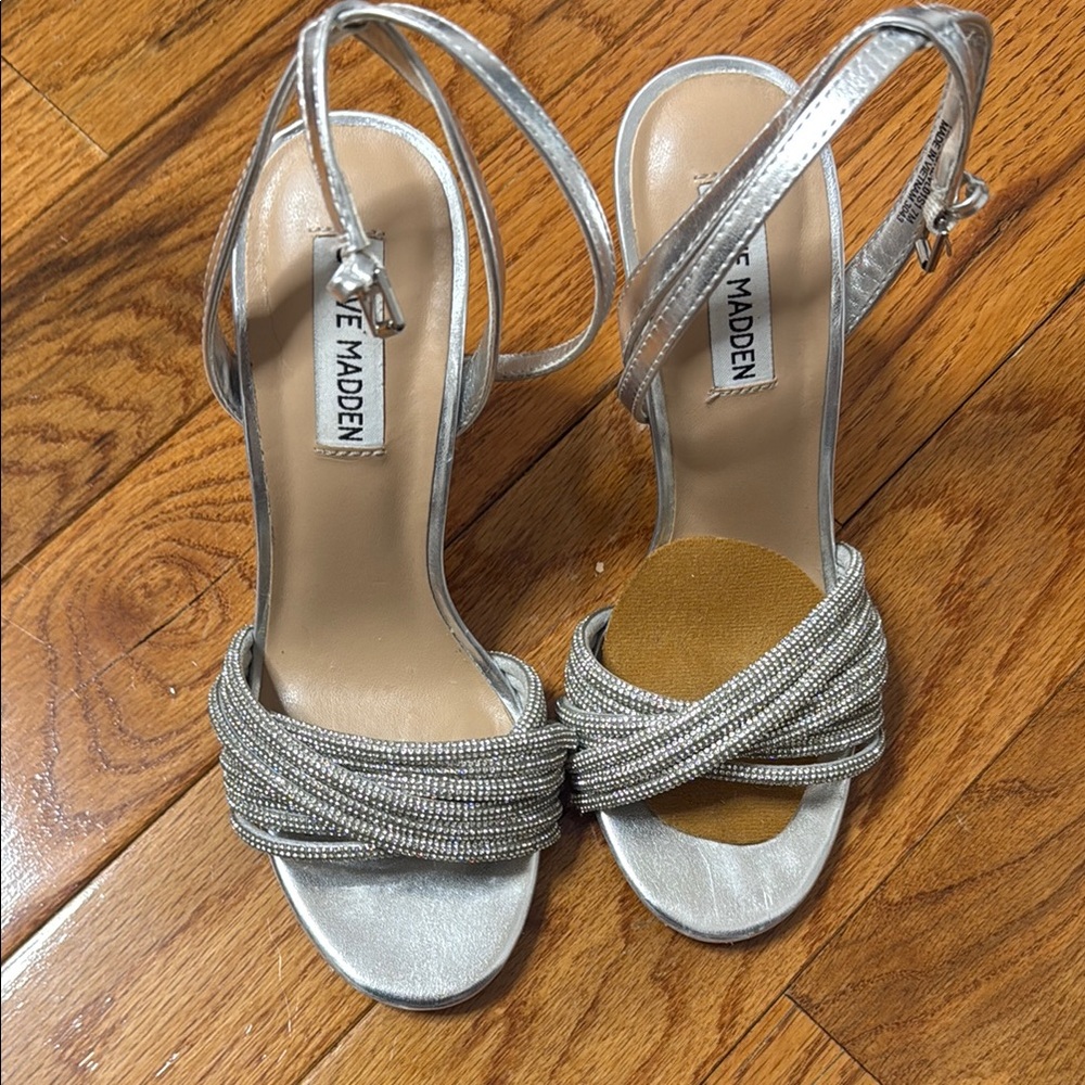 Steve Madden Silver Beaded Strappy Sandals